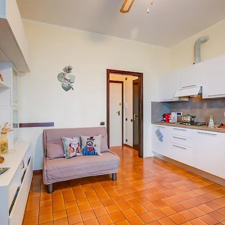 Vivante - Front - Happy Apartment