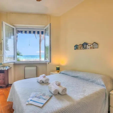 아파트 Mer Vivante - Front Beach With Balcony - Happy Rentals *