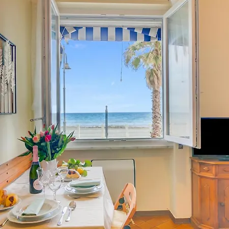 아파트 Mer Vivante - Front Beach With Balcony - Happy Rentals *